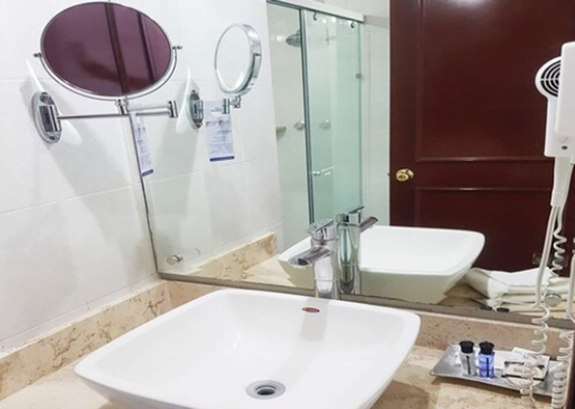Hotel Emily Pachuca Dış mekan fotoğraf