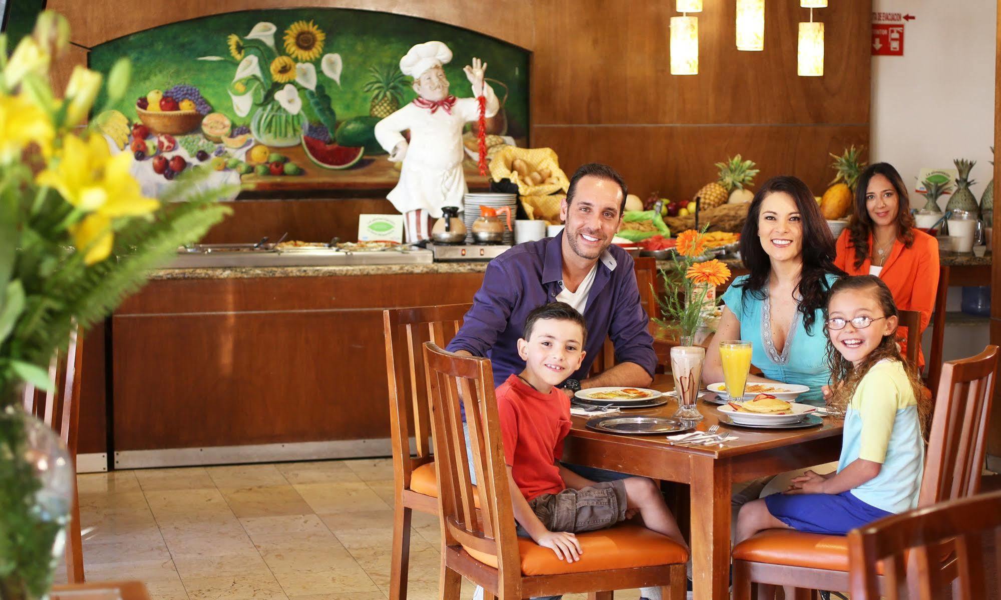 Hotel Emily Pachuca Dış mekan fotoğraf